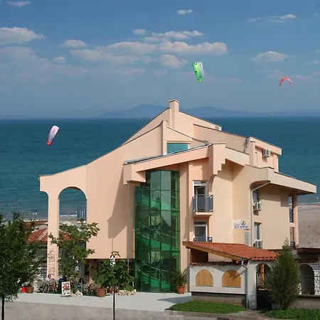 Hotel Sea Horse 3*